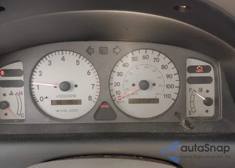 1999 Toyota Corolla Ce z USA, uszkodzony, nr VIN 2T1BR12E8XC103647